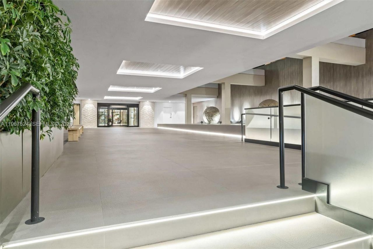 2301 Collins Ave, Unit 1234, Miami Beach, FL 33139 Photo