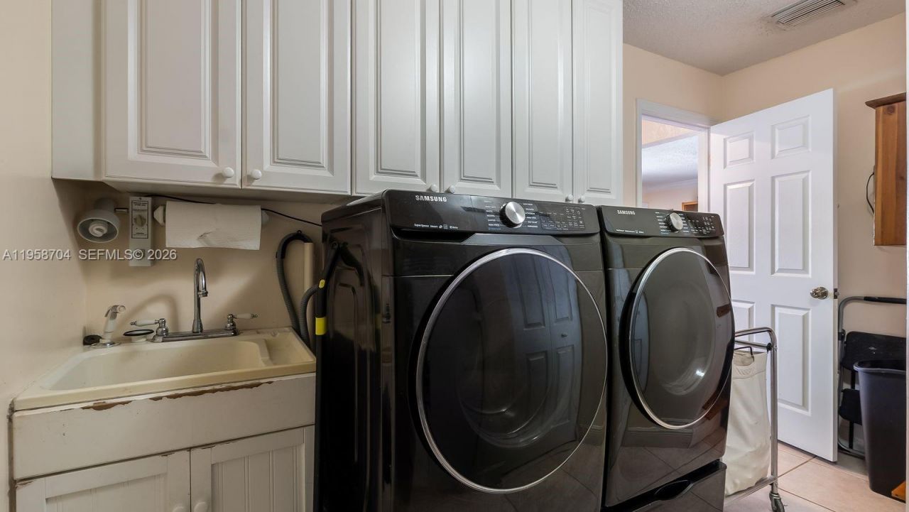 3371 NW 67th St, Fort Lauderdale, FL 33309 Photo