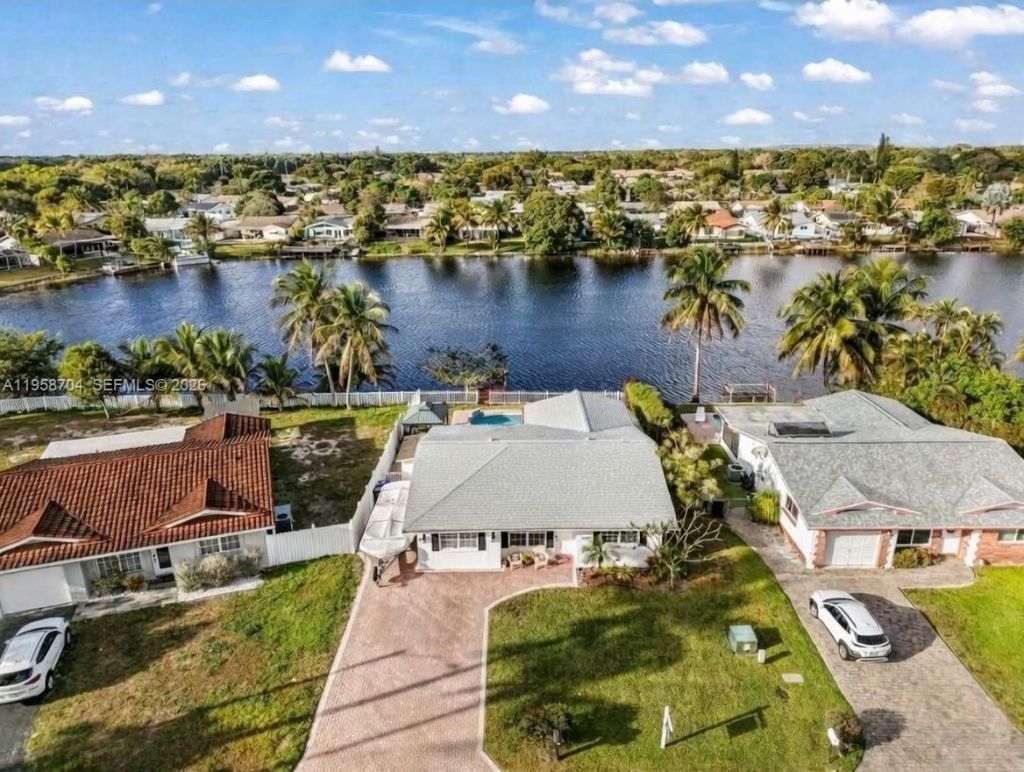 3371 NW 67th St, Fort Lauderdale, FL 33309 Photo