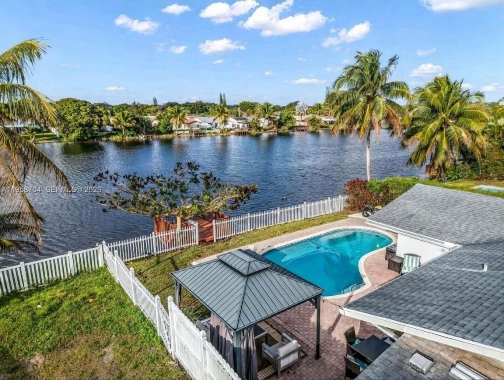 3371 NW 67th St, Fort Lauderdale, FL 33309 Photo