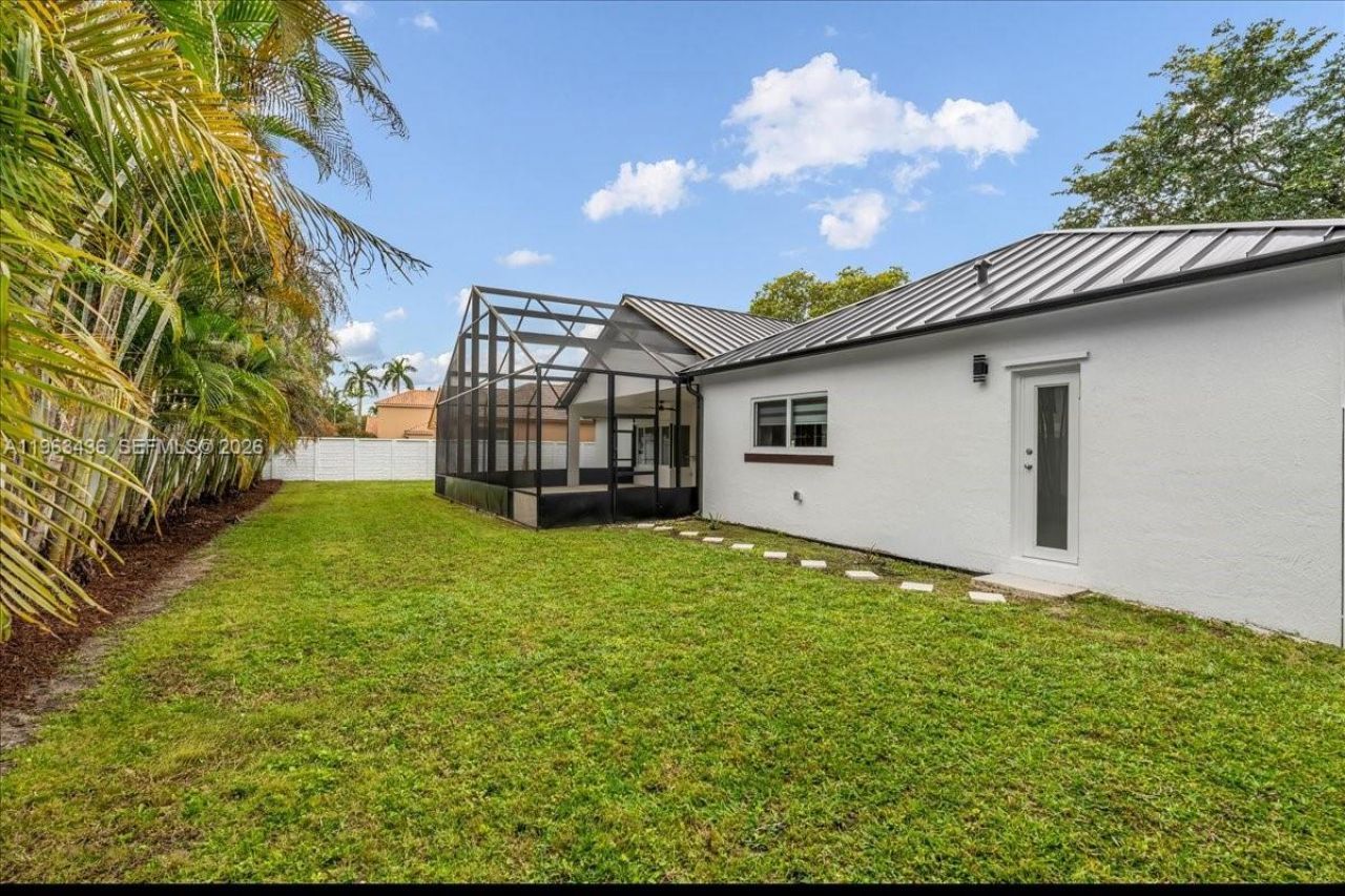 15507 NW 82nd Ct, Miami Lakes, FL 33016 Photo