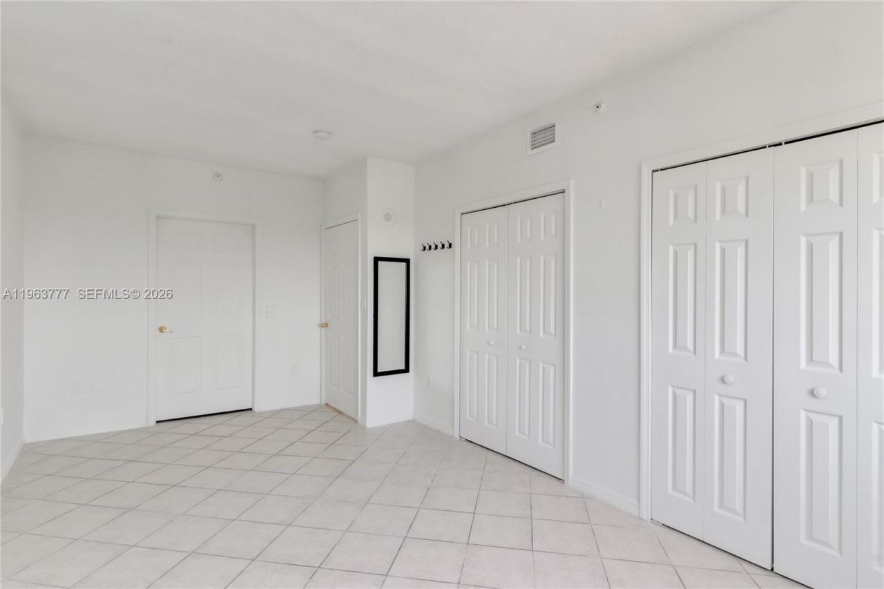 3500 Coral Way, Unit 1207, Miami, FL 33145 Photo