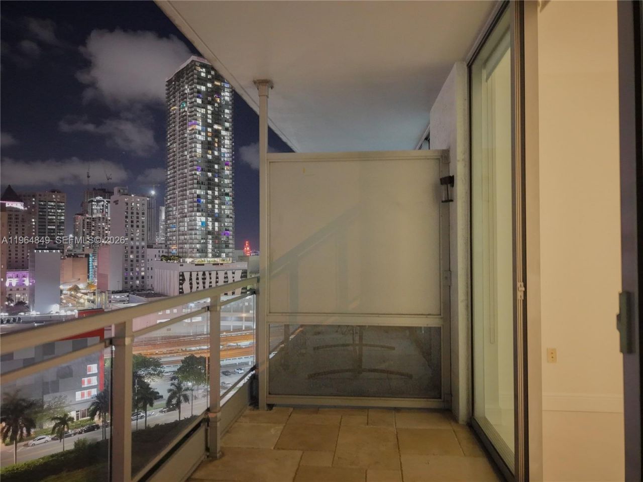 90 SW 3rd St, Unit 1608, Miami, FL 33130 Photo