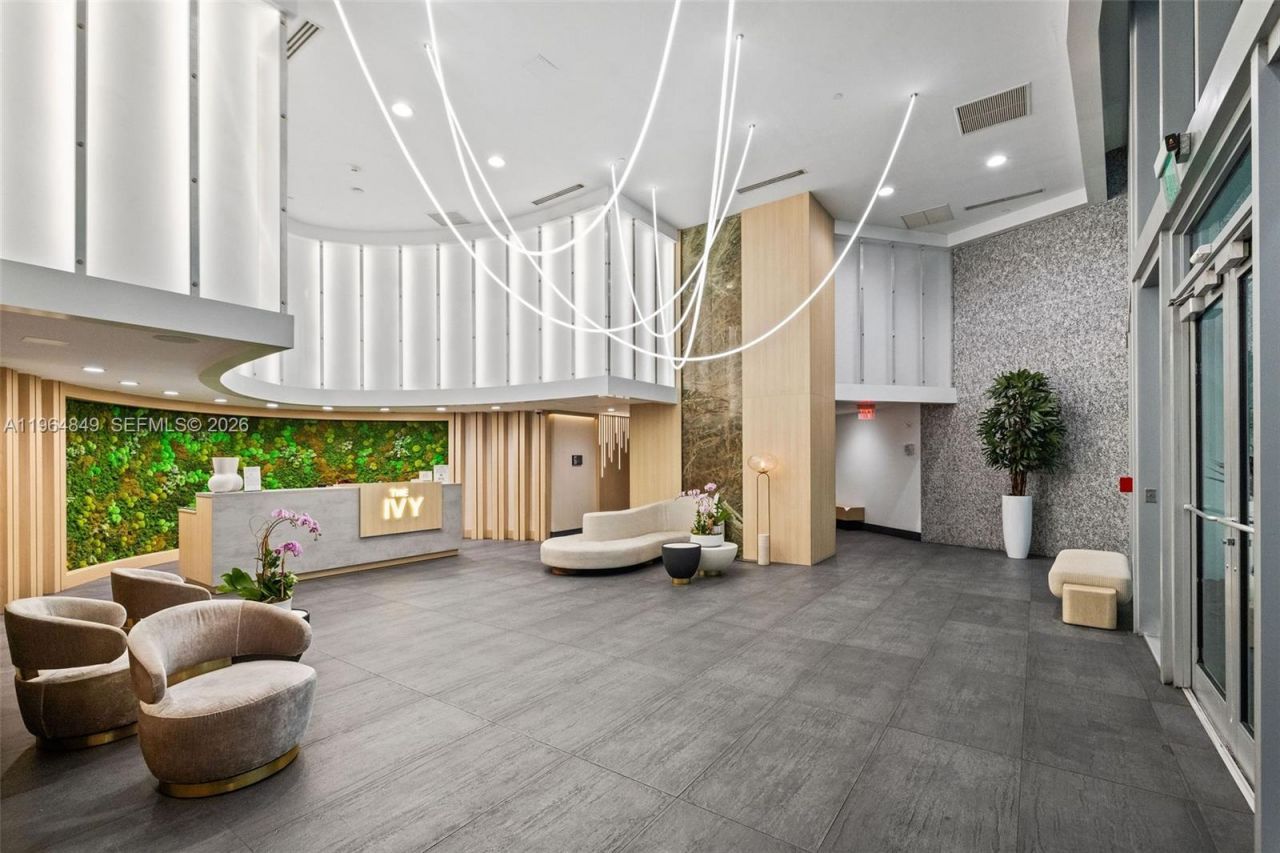 90 SW 3rd St, Unit 1608, Miami, FL 33130 Photo