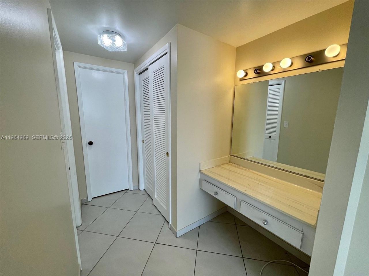 4330 Hillcrest Dr, Unit 716, Hollywood, FL 33021 Photo