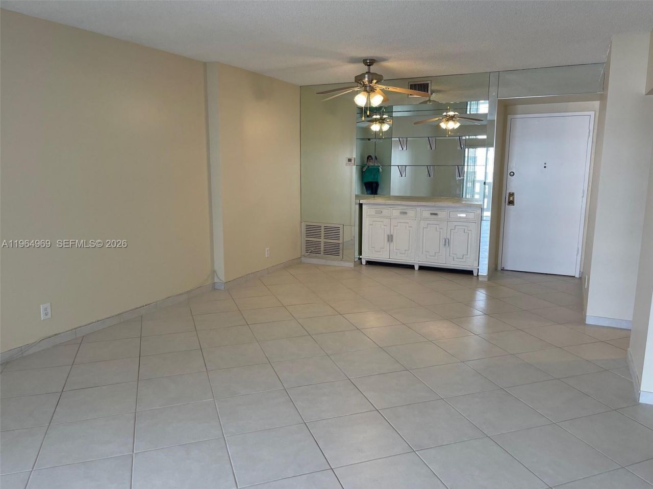 4330 Hillcrest Dr, Unit 716, Hollywood, FL 33021 Photo