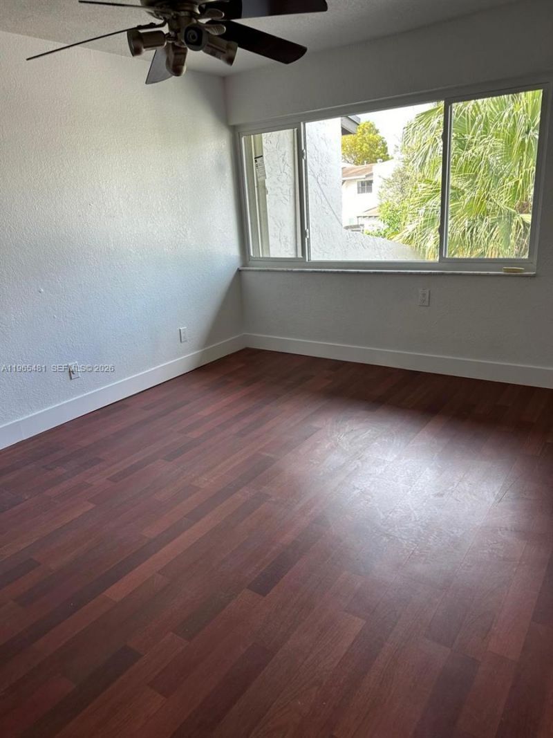 10916 SW 70th Ter, Miami, FL 33173 Photo