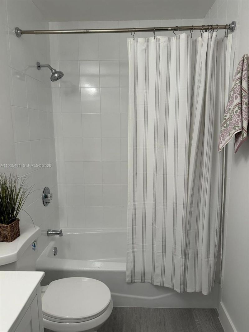 10916 SW 70th Ter, Miami, FL 33173 Photo