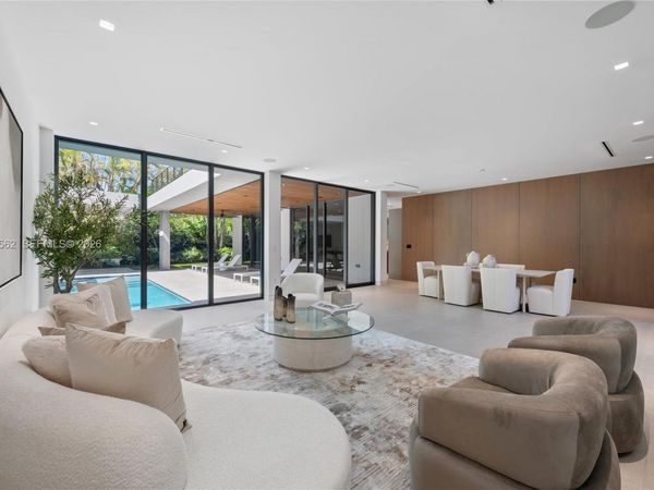 215 S Shore Dr, Miami, FL 33133