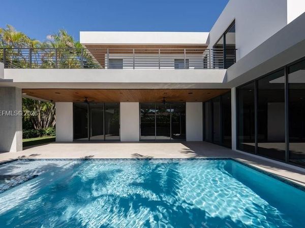 215 S Shore Dr, Miami, FL 33133