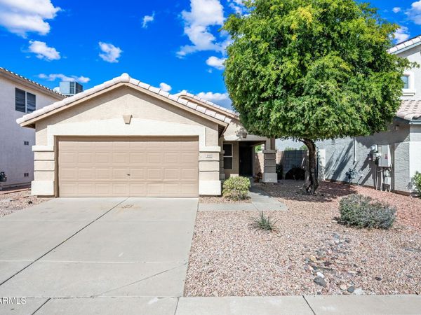 3930 E WESCOTT Drive, Phoenix, AZ 85050