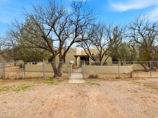 1366 E COTTONWOOD Lane, Huachuca City, AZ 85616