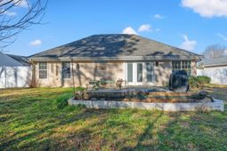 590 Bridgeport Dr. photo 4