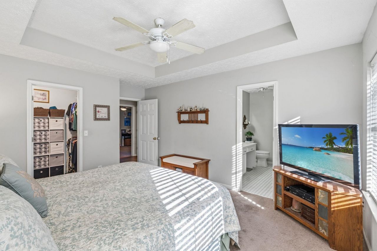 590 Bridgeport Dr. Photo 20