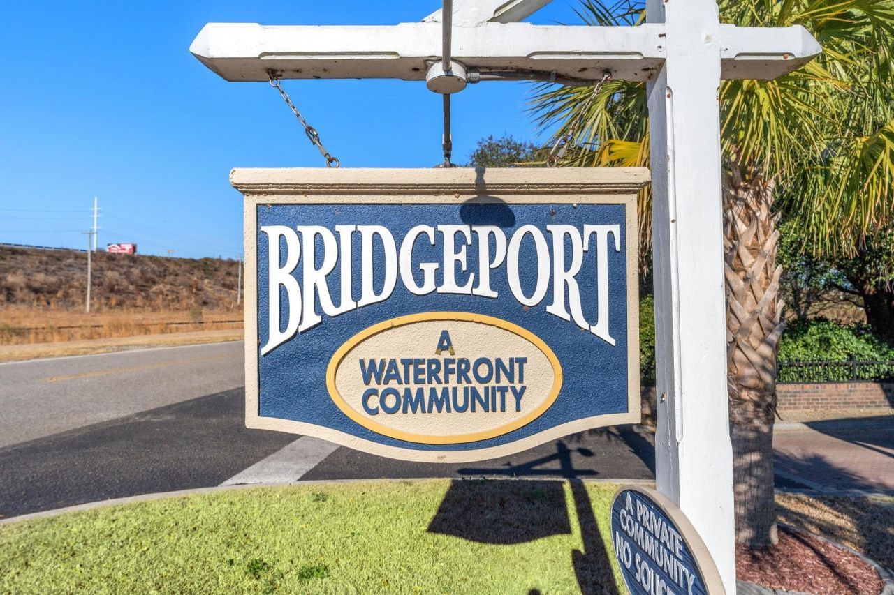 590 Bridgeport Dr. Photo 24