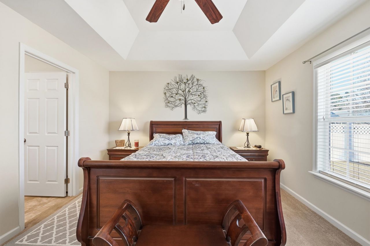 1228 Augustus Dr. Photo 20