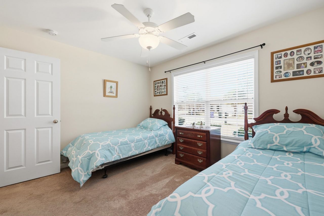 1228 Augustus Dr. Photo 25