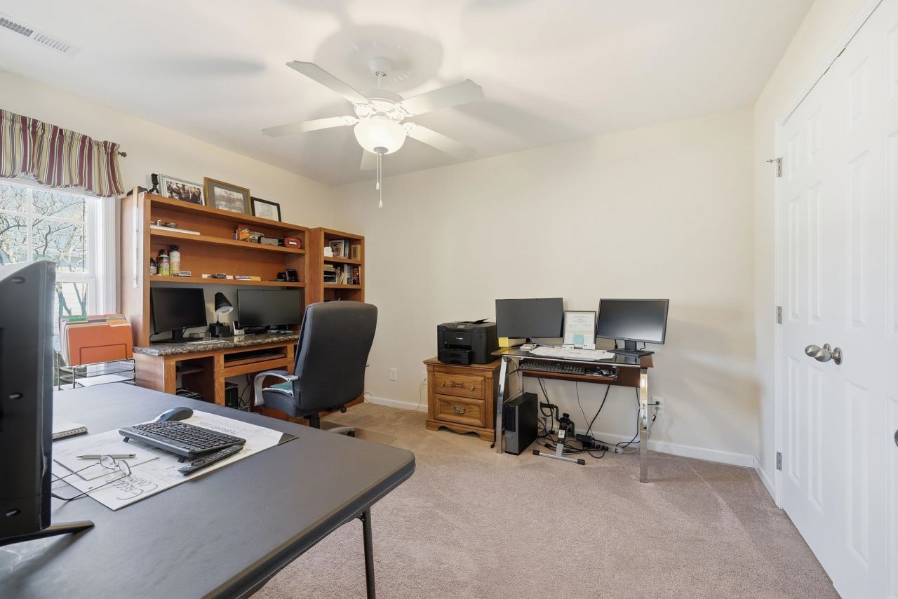 1228 Augustus Dr. Photo 29