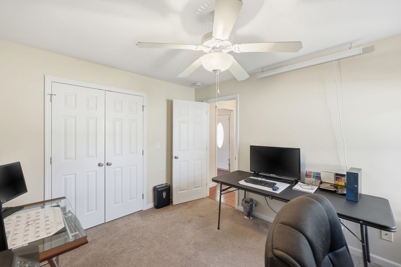 1228 Augustus Dr. Photo 31