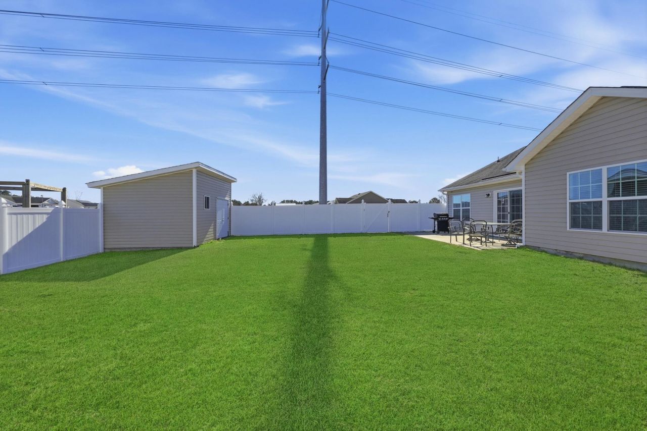 1228 Augustus Dr. Photo 38