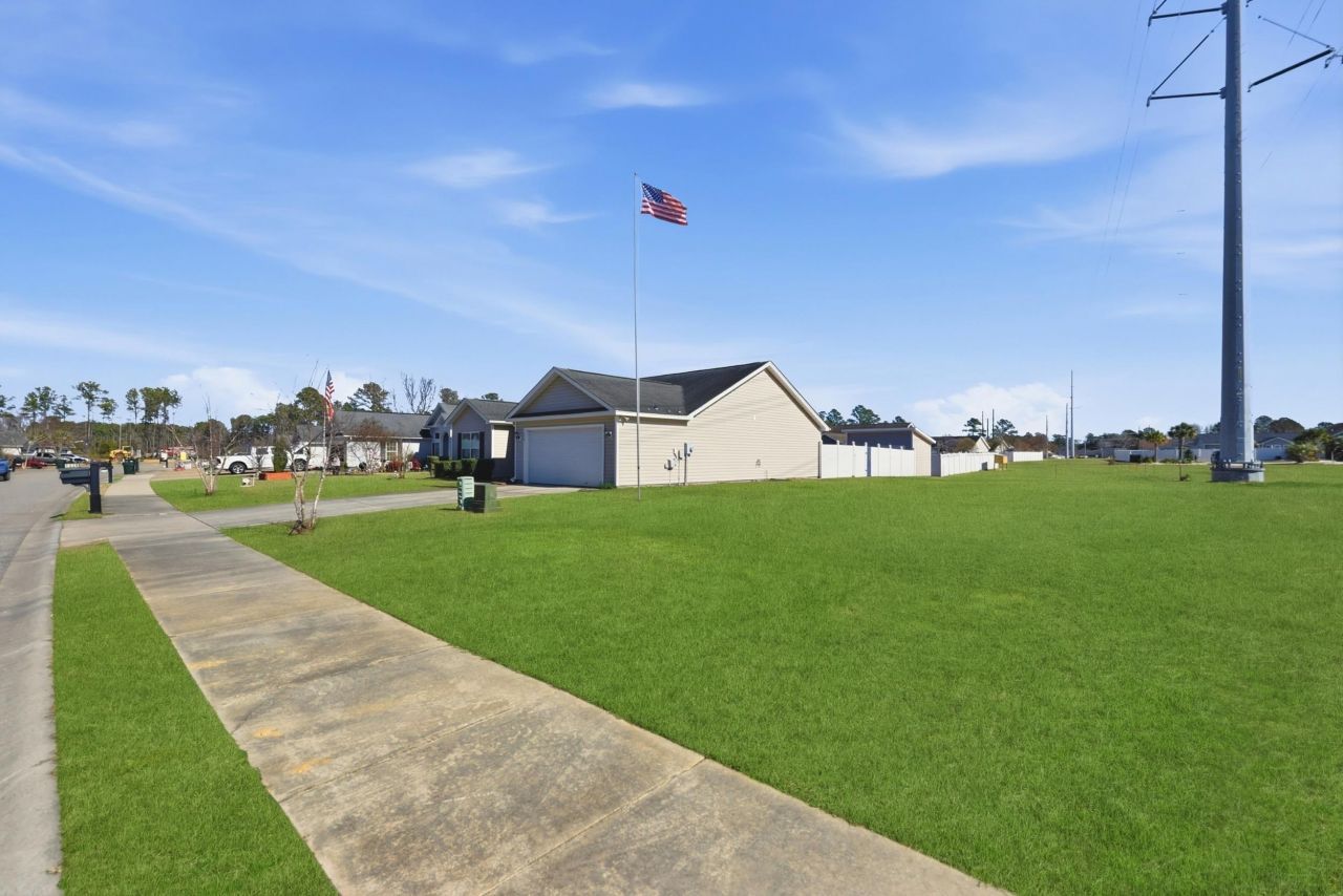 1228 Augustus Dr. Photo 44