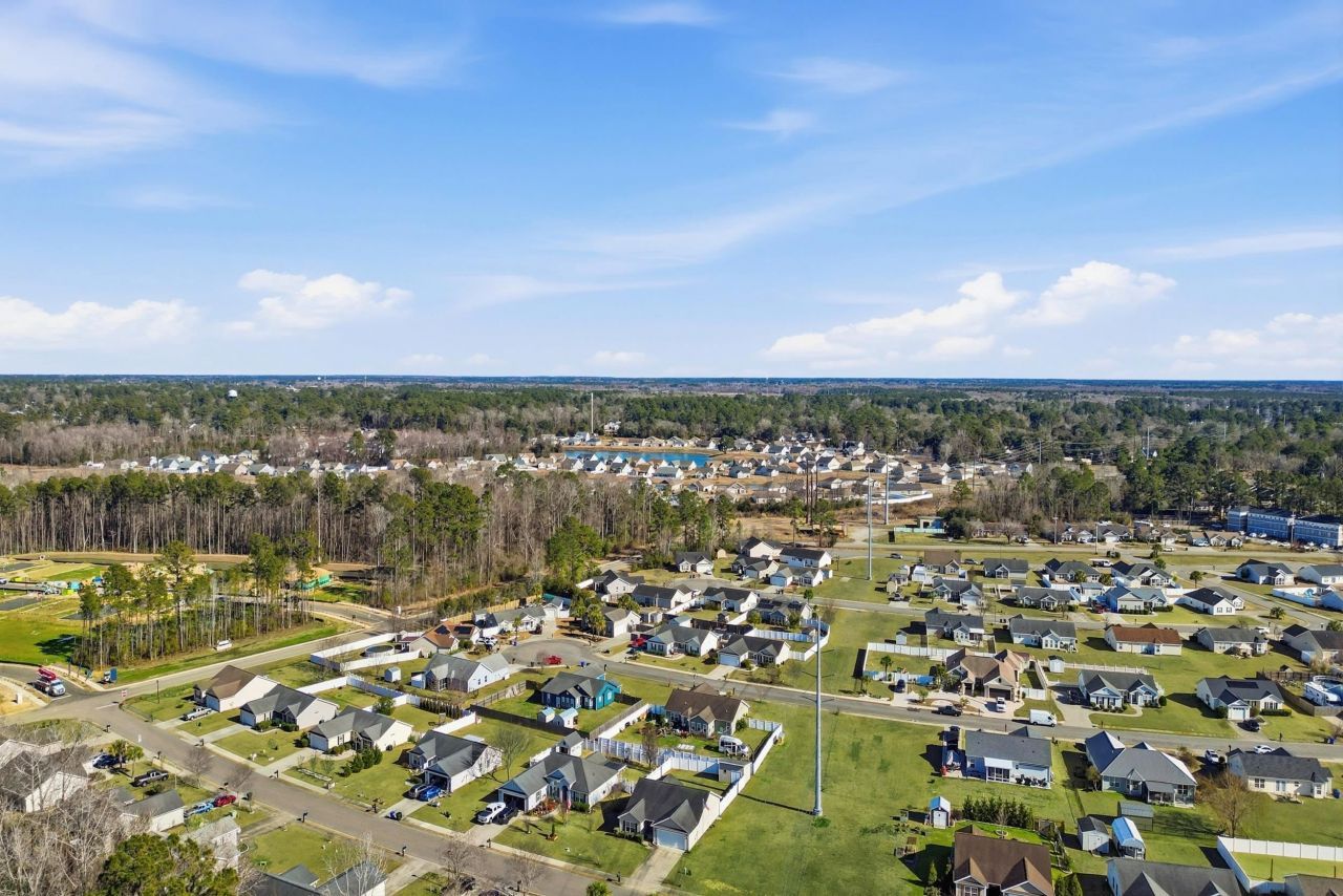 1228 Augustus Dr. Photo 46