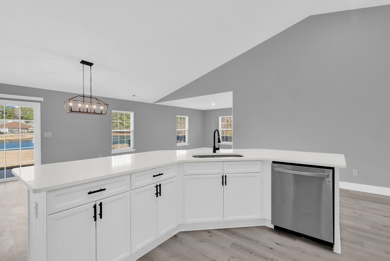 190 Rocko Dr. Photo 11