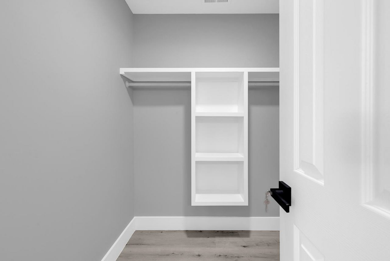 190 Rocko Dr. Photo 35