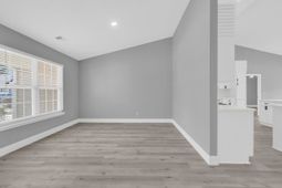 190 Rocko Dr. photo 4