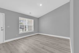 190 Rocko Dr. photo 4