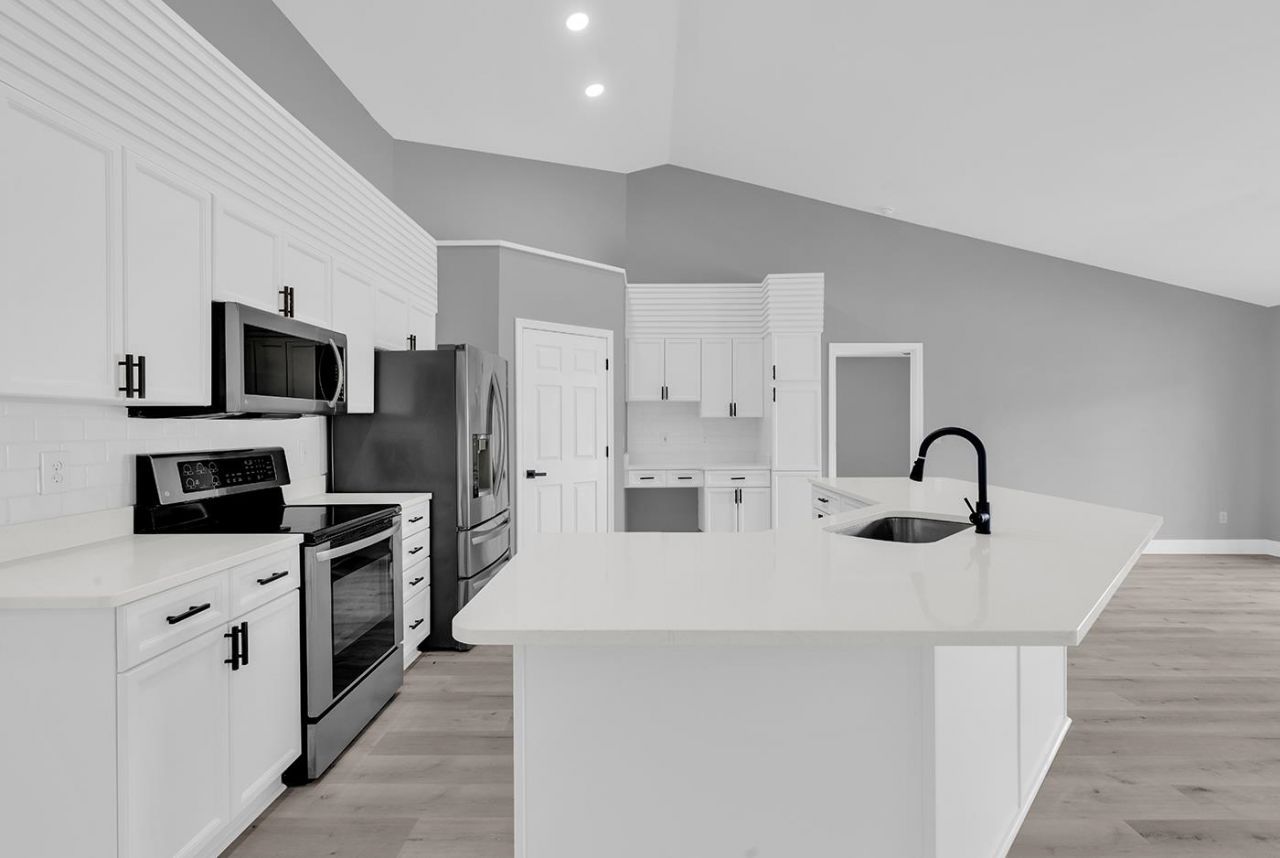 190 Rocko Dr. Photo 7