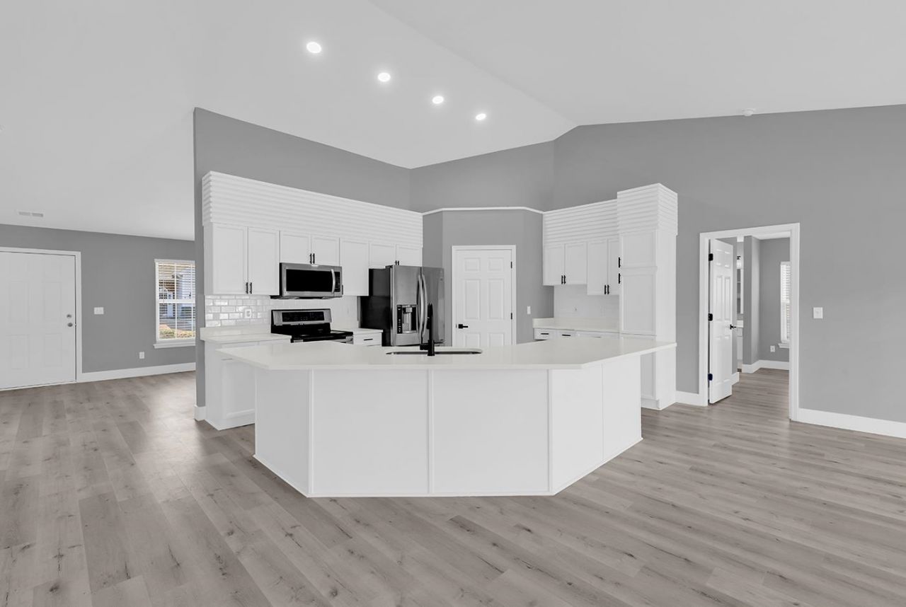 190 Rocko Dr. Photo 8