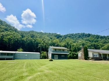 5551 US-119, Wallins, KY 40873