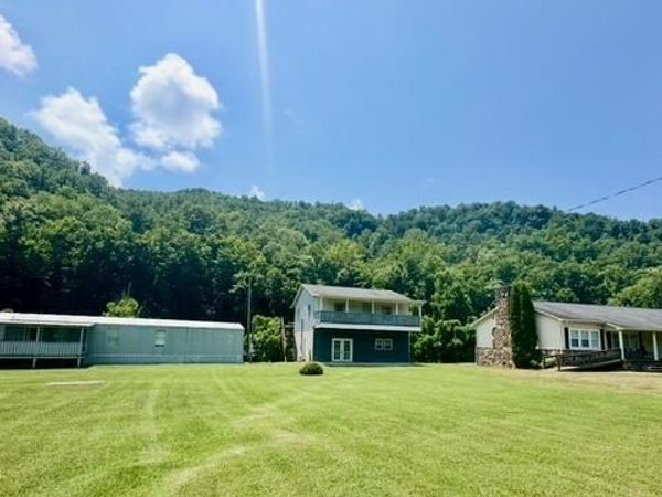 5551 US-119, Wallins, KY 40873