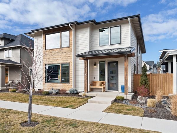 20521 SE Dorset Place, Bend, OR 97702