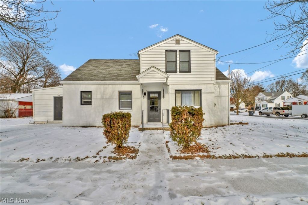 926 Winton Avenue, Akron, OH 44320 Main Photo