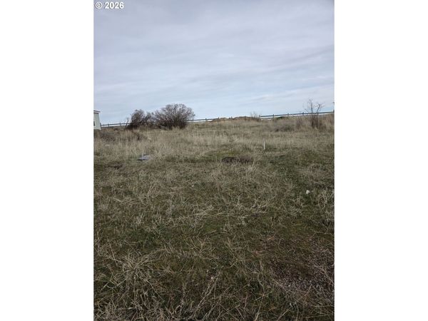 S BRYAN ST, Condon, OR 97823