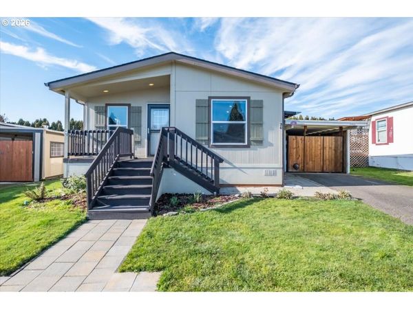 830 N MAIN ST, Mt. Angel, OR 97362