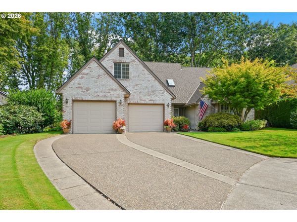 31530 SW VILLAGE GREEN CT, Wilsonville, OR 97070