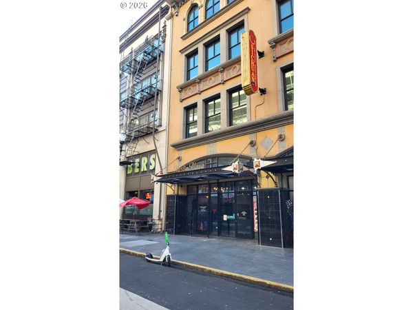 515 SW 4TH AVE, Portland, OR 97204