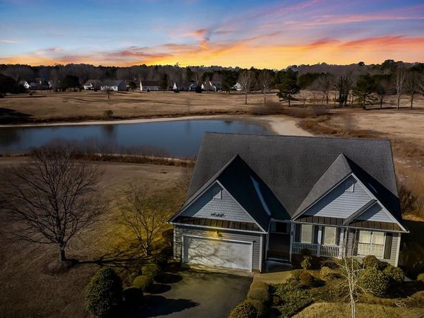 28 Mt Jean South, IRVINGTON, VA 22480