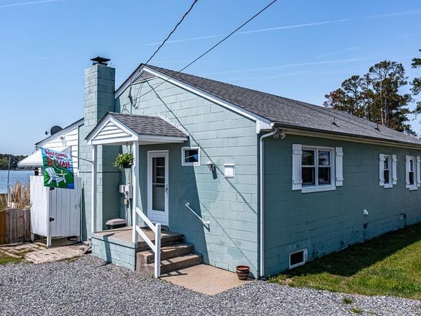 403 Lake Francis Lane, LOTTSBURG, VA 22511