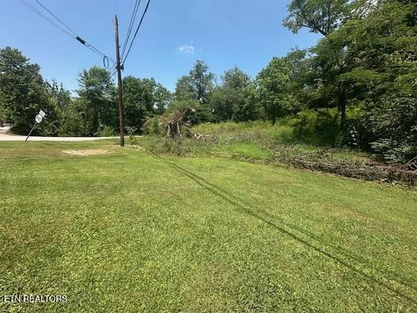 6137 Hwy 840, Wallins, KY 40873