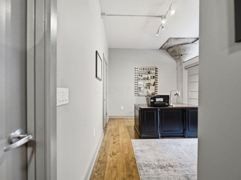 300 W Spring Street, Unit 306, Columbus, OH 43215 Photo 17