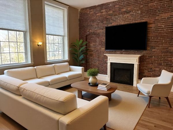 52 Sanborn St, Unit 102, Reading, MA 01867