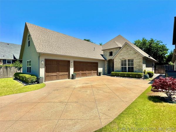 11427 S Ash Street, Jenks, OK 74037