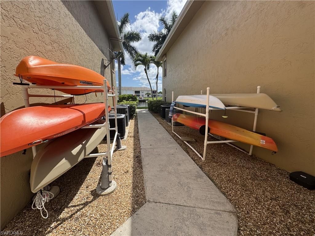 4417 Country Club Blvd, Unit B8, Cape Coral, FL 33904 Photo