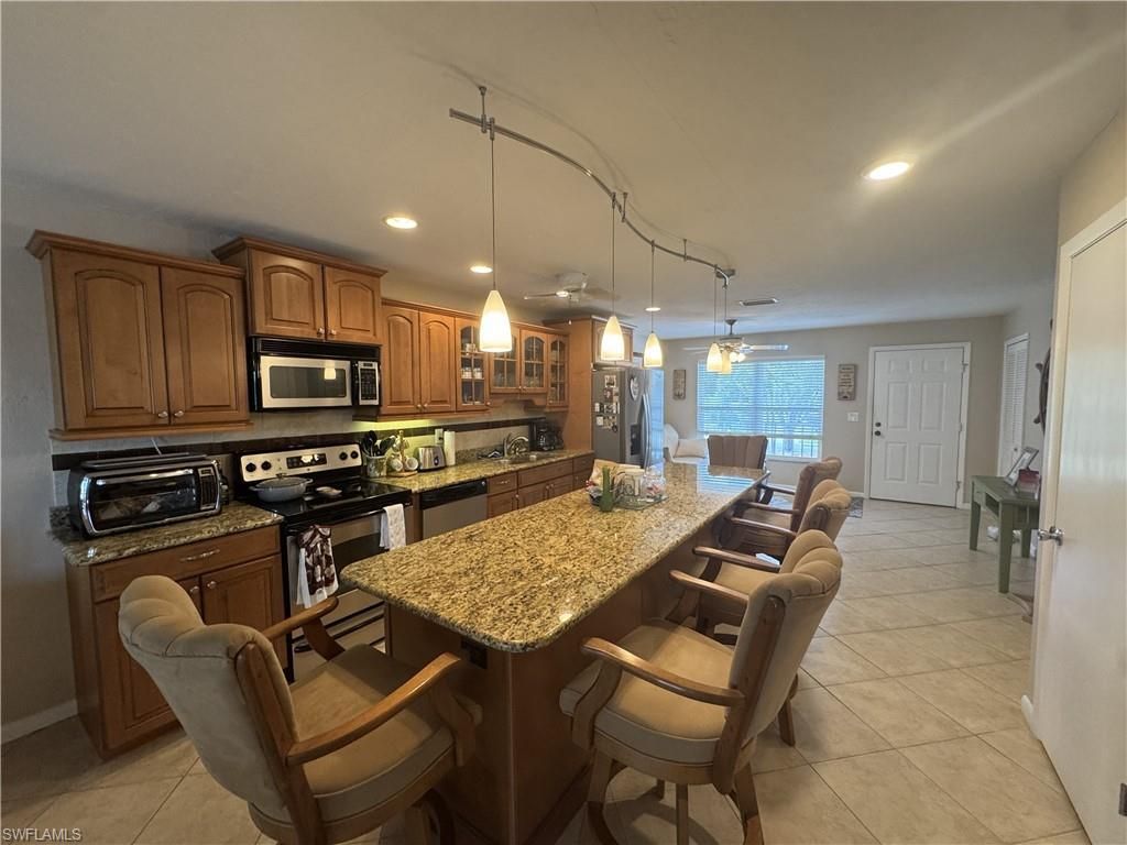 4417 Country Club Blvd, Unit B8, Cape Coral, FL 33904 Photo