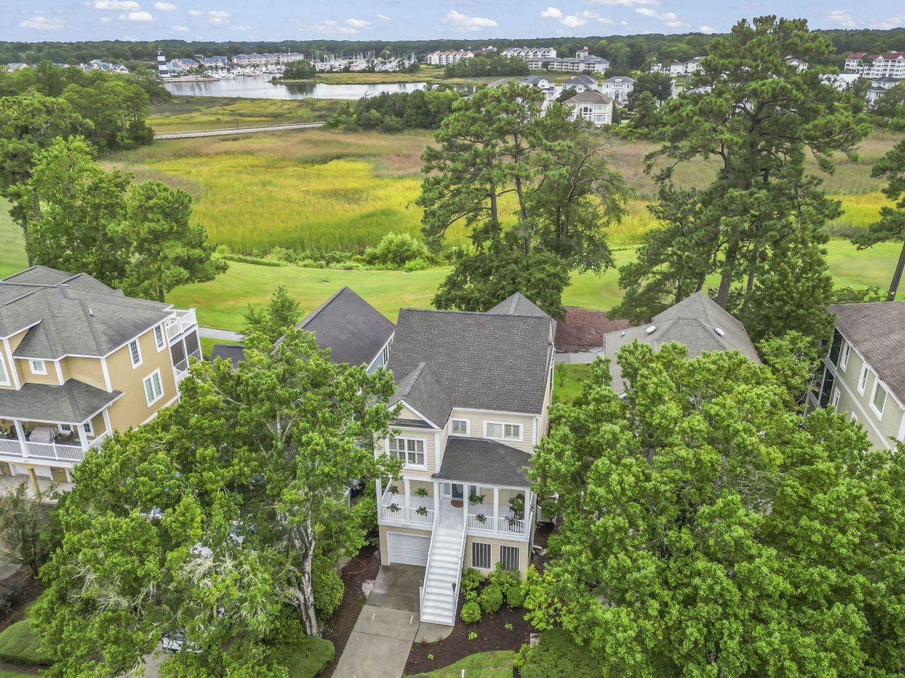 4951 South Island Dr. Photo 2