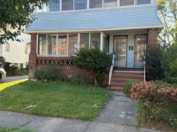 3290 E 143, Cleveland, OH 44120